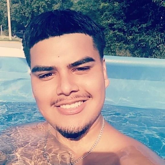 Meet your Posher, Jesse - Picture 1 of 1